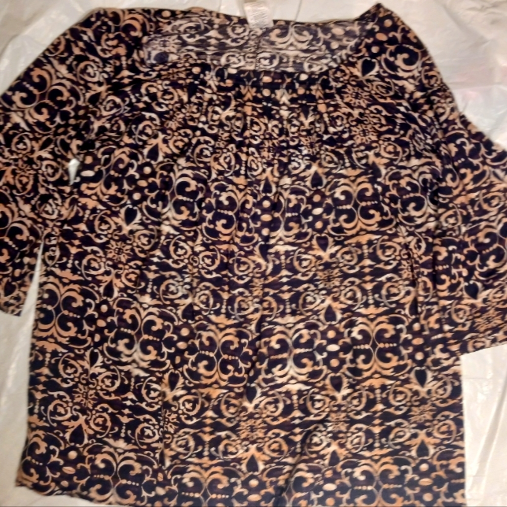 Women's blouse